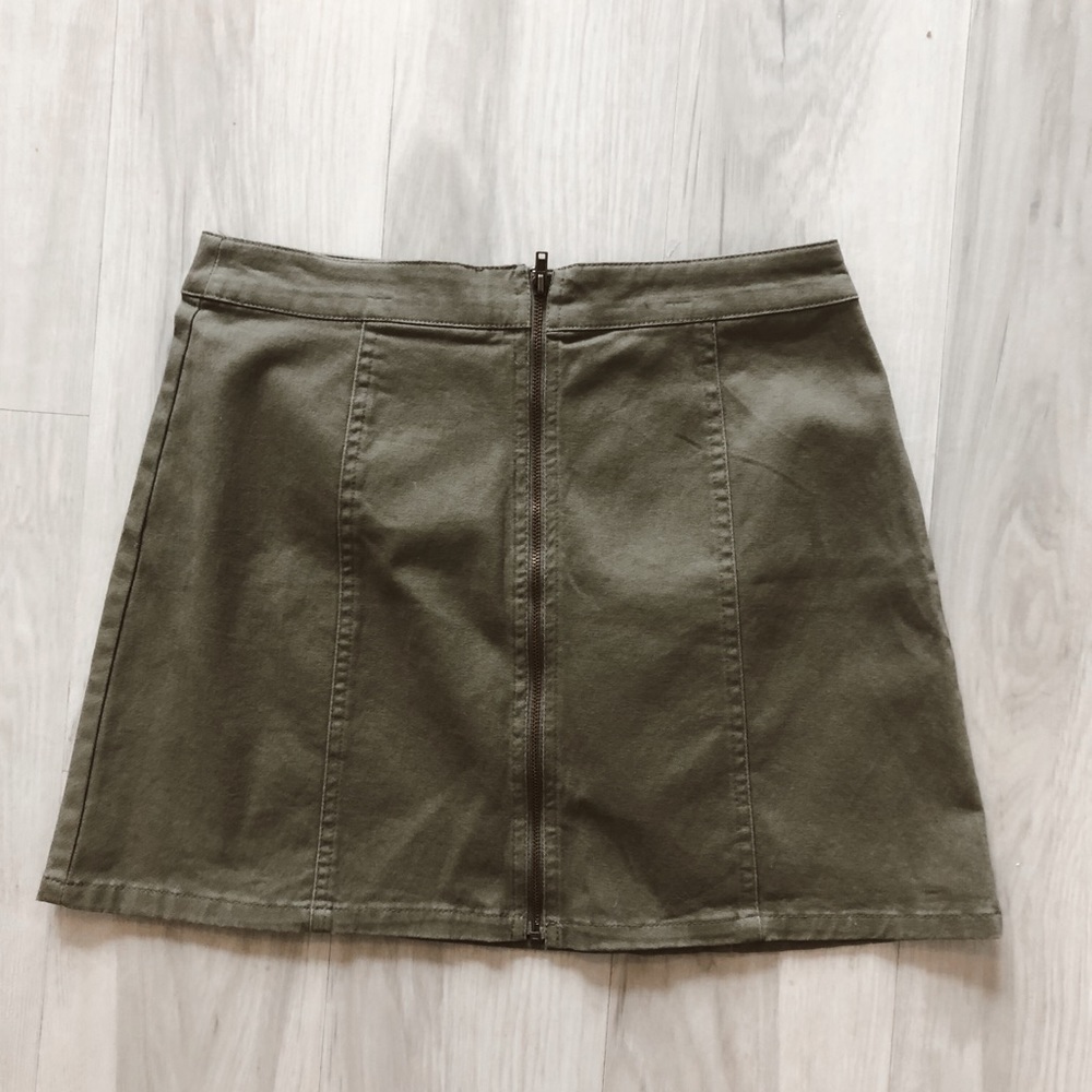 Forever 21 skinny Jean skirt